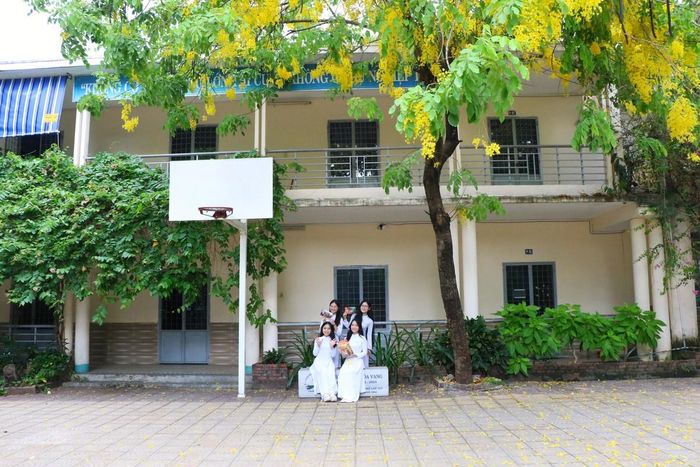 Với "Lưu âm Cơ Tu", 4 học sinh Trường THPT Hòa Vang mong muốn mỗi chiếc điện thoại thông minh đều có thể trở thành cánh cửa đưa người trẻ đến gần hơn với di sản văn hóa dân tộc.