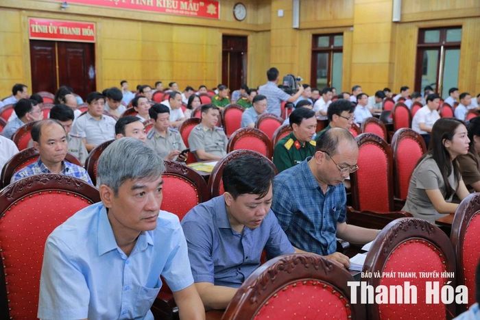 Đại biểu dự hội nghị tại điểm cầu Tỉnh ủy Thanh Hóa.