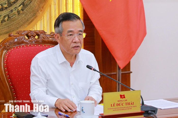 Bí thư Tỉnh ủy Lê Đức Thái chủ trì hội nghị.