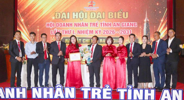 Ra mắt Chi hội Doanh nhân trẻ Rạch Giá.