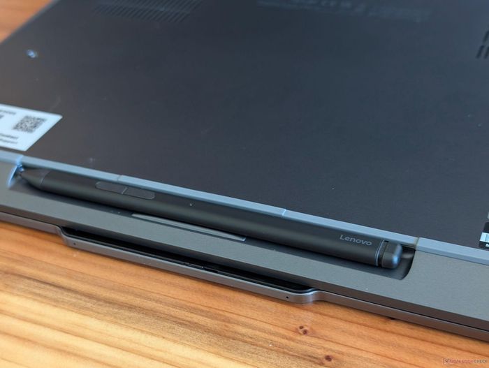 The skinny design of the active pen may look nice, but it isn't the best from an ergonomic perspective