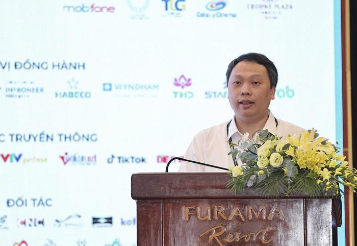 Thứ trưởng Bộ Văn hóa, Thể thao và Du lịch Nguyễn Huy Dũng phát biểu chỉ đạo hội thảo. Ảnh: NGỌC HÀ