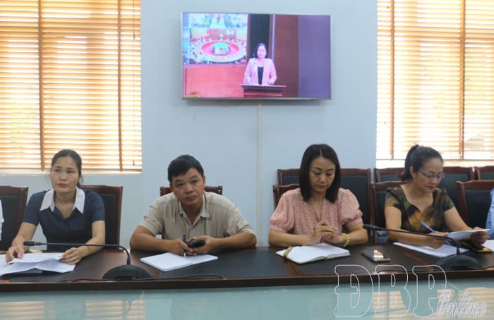 Đại biểu tham dự hội nghị tập huấn.