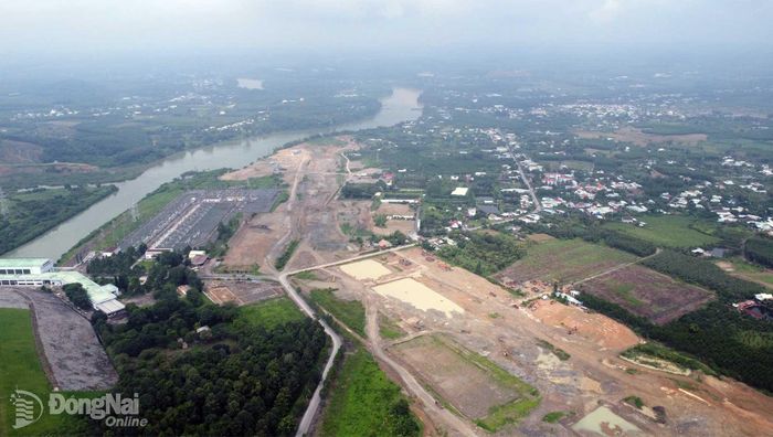 Khu vực đang triển khai Dự án Nhà máy thủy điện Trị An mở rộng - dự án trọng điểm quốc gia về năng lượng tại Đồng Nai. Ảnh: Hoàng Lộc