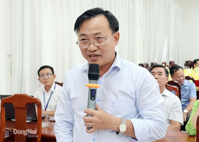 Đại biểu các xã biên giới tham gia ý kiến tại hội nghị. Ảnh: Nguyệt Hà