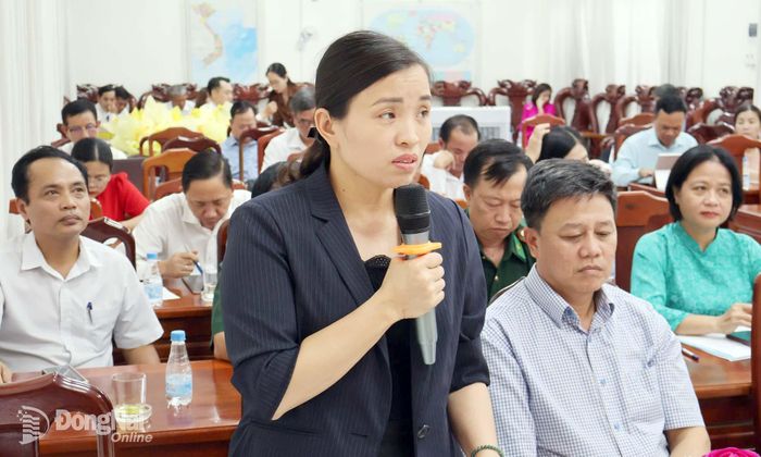 Phó Trưởng ban Tuyên giáo và Dân vận Thành ủy Nguyễn Thị Loan phát biểu tại hội nghị. Ảnh: Nguyệt Hà