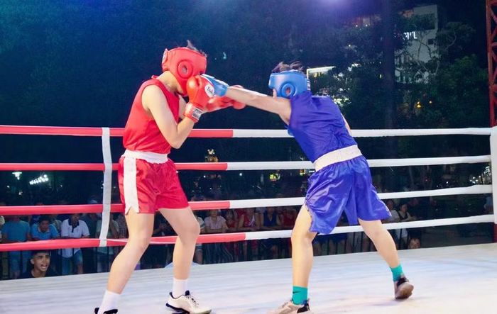  Sự kết hợp linh hoạt giữa tốc độ và kỹ thuật ra đòn của các võ sĩ giúp các trận đấu trở nên kịch tính và hấp dẫn. Ảnh: H.V 
