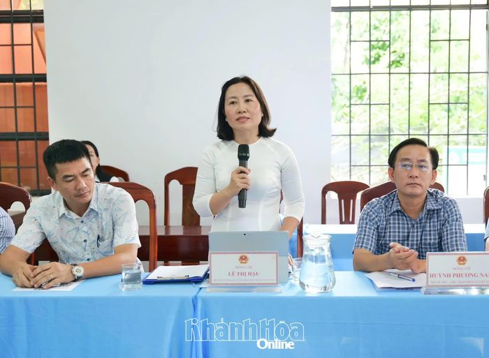 Phó Bí thư Thường trực Đảng ủy xã Mỹ Sơn Lê Thị Hậu phát biểu.