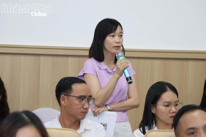 Đại diện doanh nghiệp phát biểu ý kiến tại hội nghị.