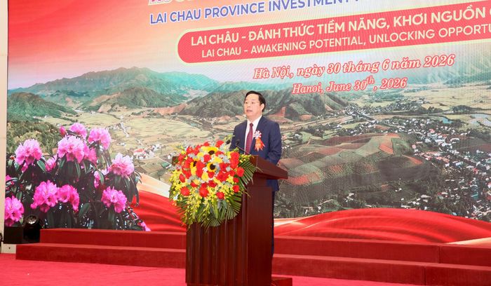 Đồng chí Hà Quang Trung - Phó Bí thư Tỉnh ủy, Chủ tịch UBND tỉnh phát biểu khai mạc hội nghị.