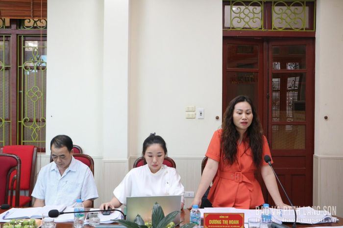 Lãnh đạo Hội Nông dân tỉnh phát biểu tại buổi kiểm tra