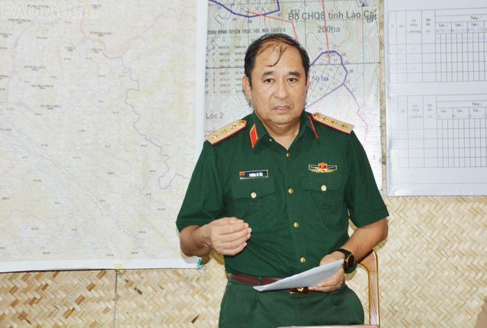 Thượng tướng Phùng Sĩ Tấn - Phó Tổng Tham mưu trưởng Quân đội nhân dân Việt Nam phát biểu kết luận buổi làm việc.