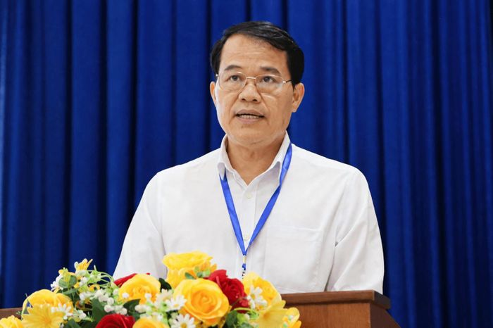 Đồng chí Nguyễn Văn Thanh, Phó Vụ trưởng Vụ Học sinh, Sinh viên, Bộ Giáo dục và Đào tạo, Trưởng Ban Tổ chức giải phát biểu bế mạc