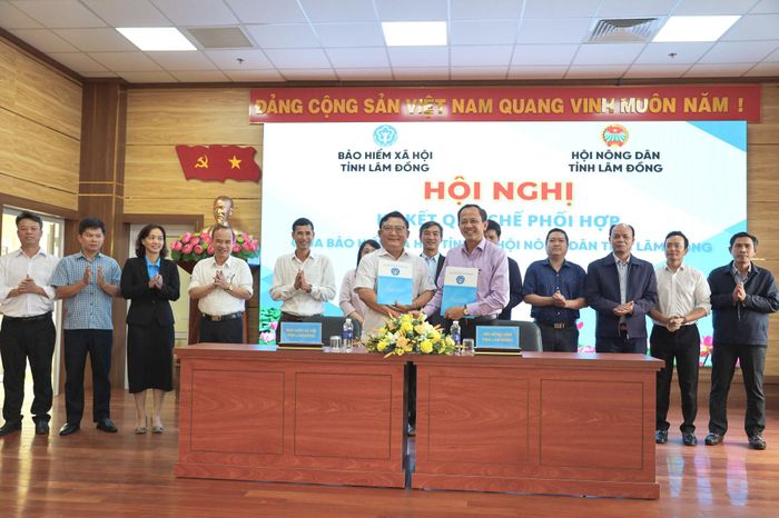 BHXH tỉnh Lâm Đồng và Hội Nông dân tỉnh ký kết Quy chế phối hợp