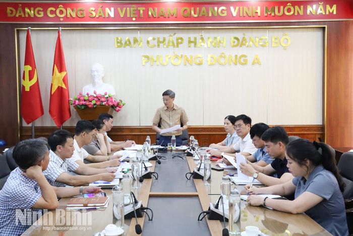 Ban Chấp hành Đảng bộ phường Đông A họp bàn, thống nhất các nội dung liên quan đến công tác sắp xếp, tổ chức lại tổ dân phố.