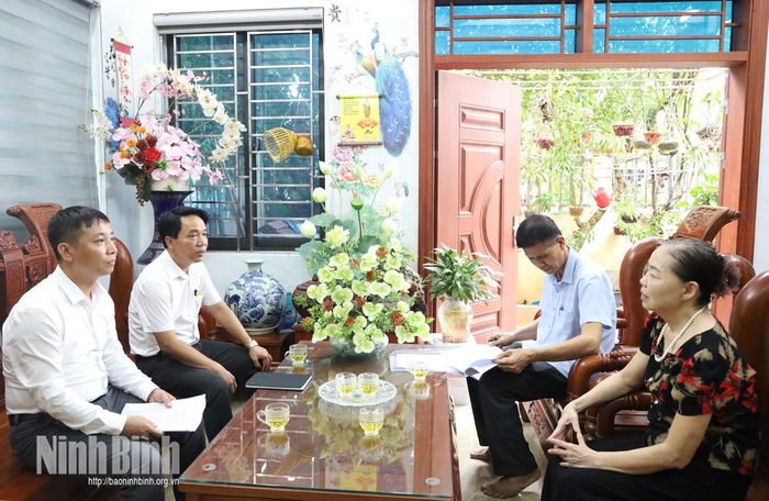 Công tác lấy ý kiến nhân dân về Đề án sắp xếp, tổ chức lại thôn, tổ dân phố tại phường Đông A nhận được sự đồng thuận cao của người dân.