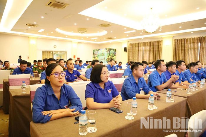 Đại biểu đại diện các tổ chức đoàn tham dự hội nghị.