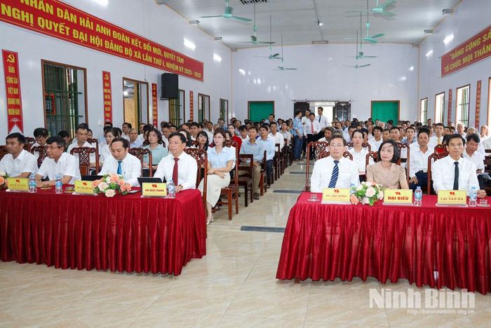 Các đại biểu dự hội nghị. Ảnh: Văn Huỳnh