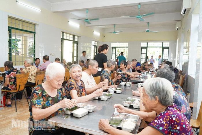 Trung tâm luôn đảm bảo chế độ dinh dưỡng cho các đối tượng.