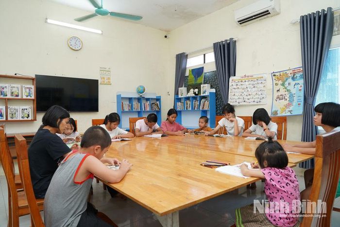 Các cháu thiếu niên, nhi đồng được chăm sóc, nuôi dưỡng tại Trung tâm đều nỗ lực vươn lên trong học tập.
