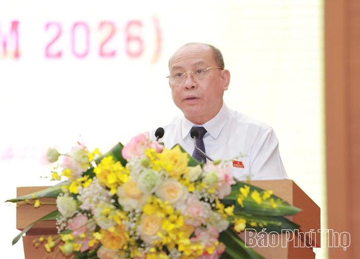 Đồng chí Bùi Đức Hinh – Phó Bí thư Tỉnh ủy, Chủ tịch HĐND tỉnh phát biểu bế mạc Kỳ họp.