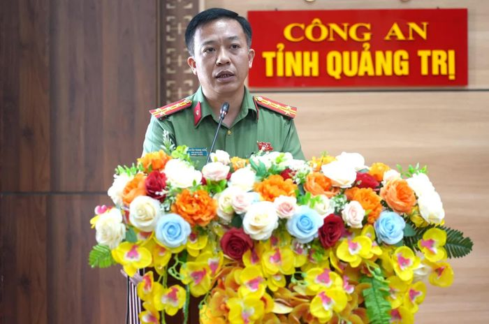 Đại diện lãnh đạo Công an tỉnh Hà Tĩnh (đơn vị Cụm trưởng Cụm thi đua) phát biểu tại hội nghị - Ảnh: T.Đ