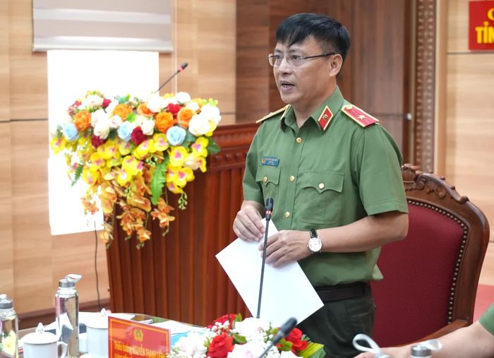 Đồng chí Thiếu tướng Nguyễn Thanh Liêm, Giám đốc Công an tỉnh Quảng Trị (đơn vị Cụm phó Cụm thi đua) kết luận tại hội nghị - Ảnh: T.Đ