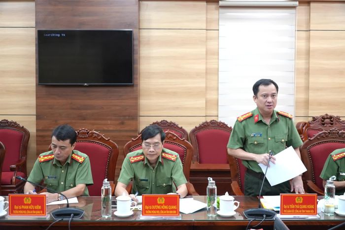 Đại diện lãnh đạo Công an tỉnh Thanh Hóa phát biểu tại hội nghị - Ảnh: T.Đ