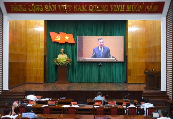 Tổng Bí thư, Chủ tịch nước Tô Lâm phát biểu chỉ đạo tại hội nghị 