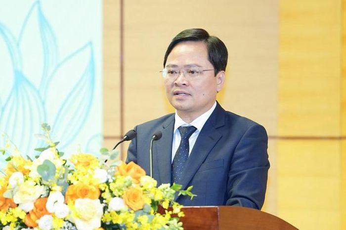 Ông Nguyễn Anh Tuấn - Ủy viên Trung ương Đảng, Phó Chủ tịch Ủy ban Trung ương Mặt trận Tổ quốc Việt Nam, Chủ tịch Tổng Liên đoàn Lao động Việt Nam phát biểu chỉ đạo Hội nghị