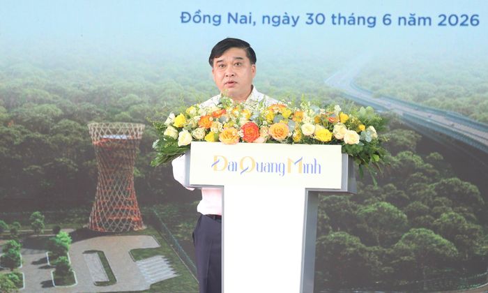 Ông Hồ Văn Hà yêu cầu đẩy nhanh thi công, đưa dự án về đích đúng hẹn.