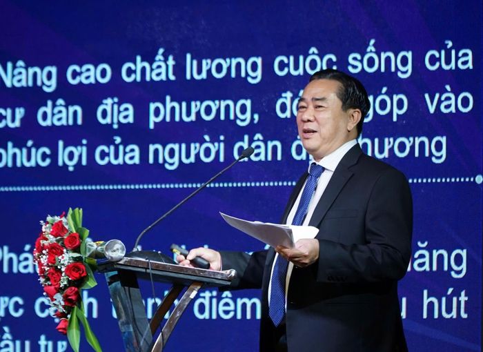 PGS.TS Nguyễn Quyết Thắng cho rằng phát triển kinh tế đêm phải có điểm nhấn, gắn với các hoạt động ăn uống, mua sắm và giải trí. Ảnh: H.S