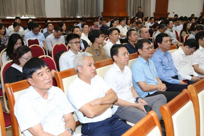 Các đại biểu tham dự tại điểm cầu Bộ Tài chính. Ảnh: Đức Minh