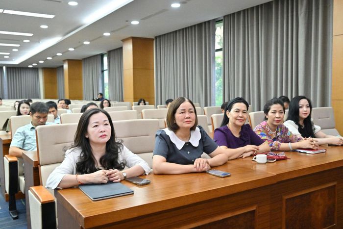 Các đại biểu tham dự hội nghị tại điểm cầu 35 Ngô Quyền, Hà Nội. Ảnh: Quang Khánh