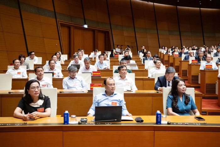 Các đại biểu tham dự hội nghị tại điểm cầu Hội trường Diên Hồng, Nhà Quốc hội. Ảnh: Phạm Thắng