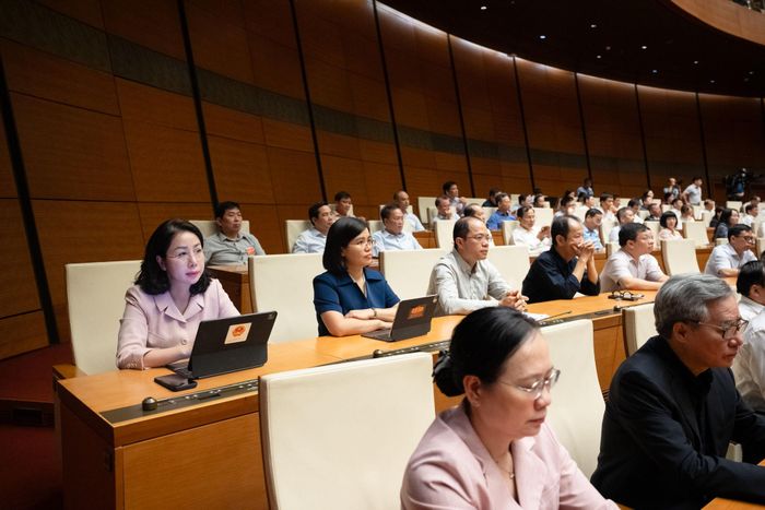 Các đại biểu tham dự hội nghị tại điểm cầu Hội trường Diên Hồng, Nhà Quốc hội. Ảnh: Phạm Thắng