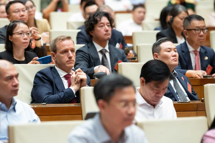 Các đại biểu tham dự hội nghị tại điểm cầu Hội trường Diên Hồng, Nhà Quốc hội. Ảnh: Phạm Thắng
