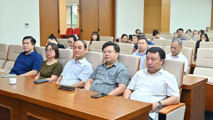 Các đại biểu tham dự hội nghị tại điểm cầu 35 Ngô Quyền, Hà Nội. Ảnh: Quang Khánh