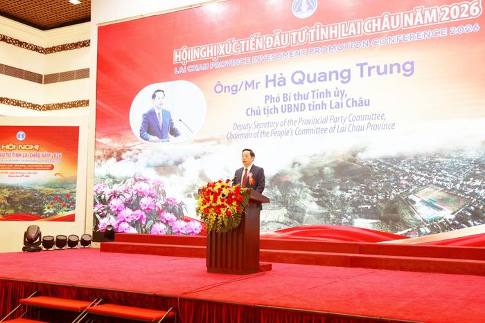 Chủ tịch UBND tỉnh Lai Châu Hà Quang Trung phát biểu khai mạc hội nghị. Ảnh: An Nhiên