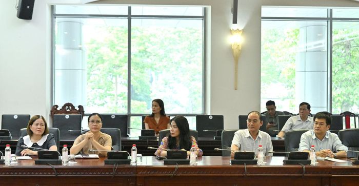 Các đại biểu dự Hội nghị
