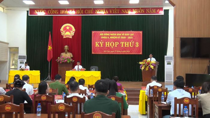 Quang cảnh kỳ họp