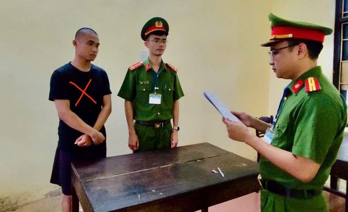 Cơ quan Cảnh sát điều tra thi hành quyết định khởi tố bị can đối với Lương Văn Khải.