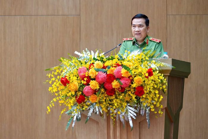 Trung tướng Nguyễn Sỹ Quang, Cục trưởng Cục An ninh kinh tế phát biểu tại hội nghị.