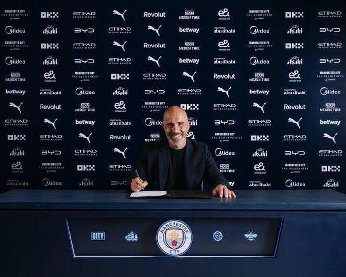 Enzo Maresca chính thức ra mắt trên cương vị HLV trưởng Manchester City
