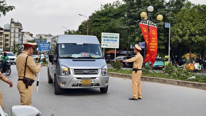 Nghị định 238 cũng bổ sung các quy định chặt chẽ về việc lắp đặt, quản lý và truyền dẫn dữ liệu từ thiết bị giám sát hành trình và thiết bị ghi nhận hình ảnh.