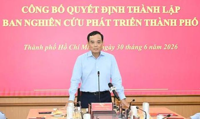 Bí thư Thành ủy TPHCM Trần Lưu Quang phát biểu