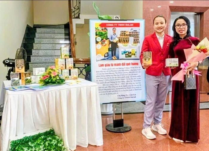 Công ty TNHH Dulah - một trong những doanh nghiệp phát triển khá tại xã với việc xây dựng thành công sản phẩm OCOP Trà hoa hòe.