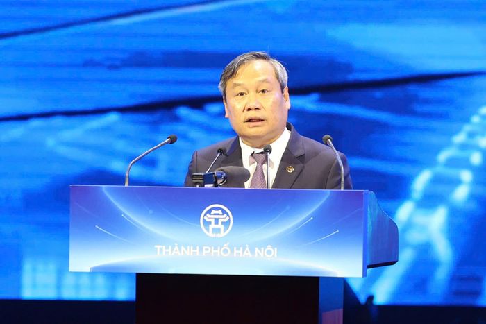 Chủ tịch UBND thành phố Hà Nội Vũ Đại Thắng phát biểu tại Hội nghị công bố Quy hoạch tổng thể Thủ đô Hà Nội tầm nhìn 100 năm và xúc tiến đầu tư năm 2026. Ảnh: PHẠM HÙNG