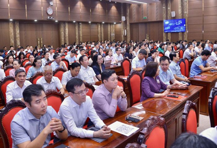 Các đại biểu dự hội nghị. Ảnh: Viết Thành