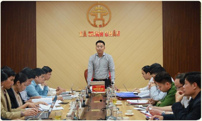 Bí thư Đảng ủy xã Nguyễn Đức Tiến chủ trì cuộc họp Ban Chấp hành Đảng bộ xã Minh Châu triển khai các nhiệm vụ.